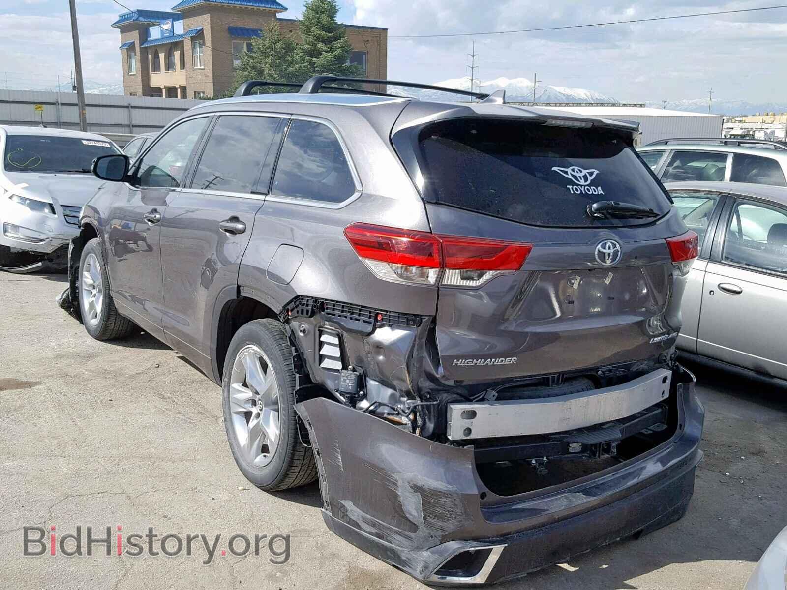2017 TOYOTA HIGHLANDER - VIN: 5TDDZRFH9HS445595 - Фото 3