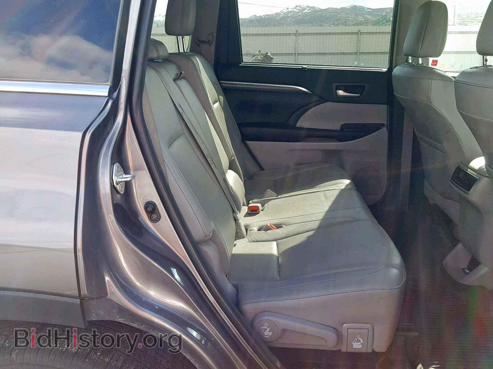 2017 TOYOTA HIGHLANDER - VIN: 5TDDZRFH9HS445595 - Фото 6