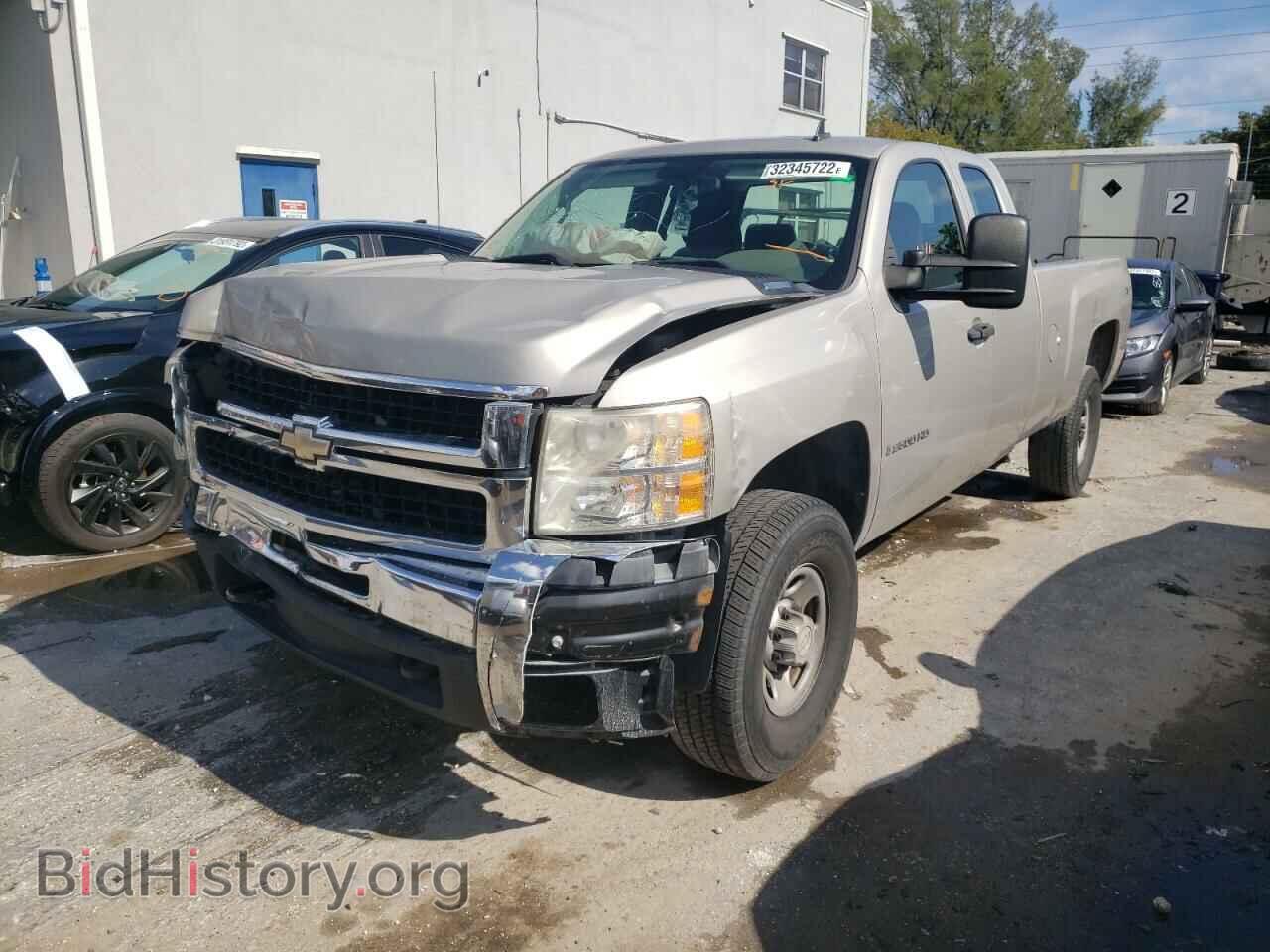 2007 CHEVROLET SILVERADO - VIN: 1GCHK29K57E592229 - Фото 2