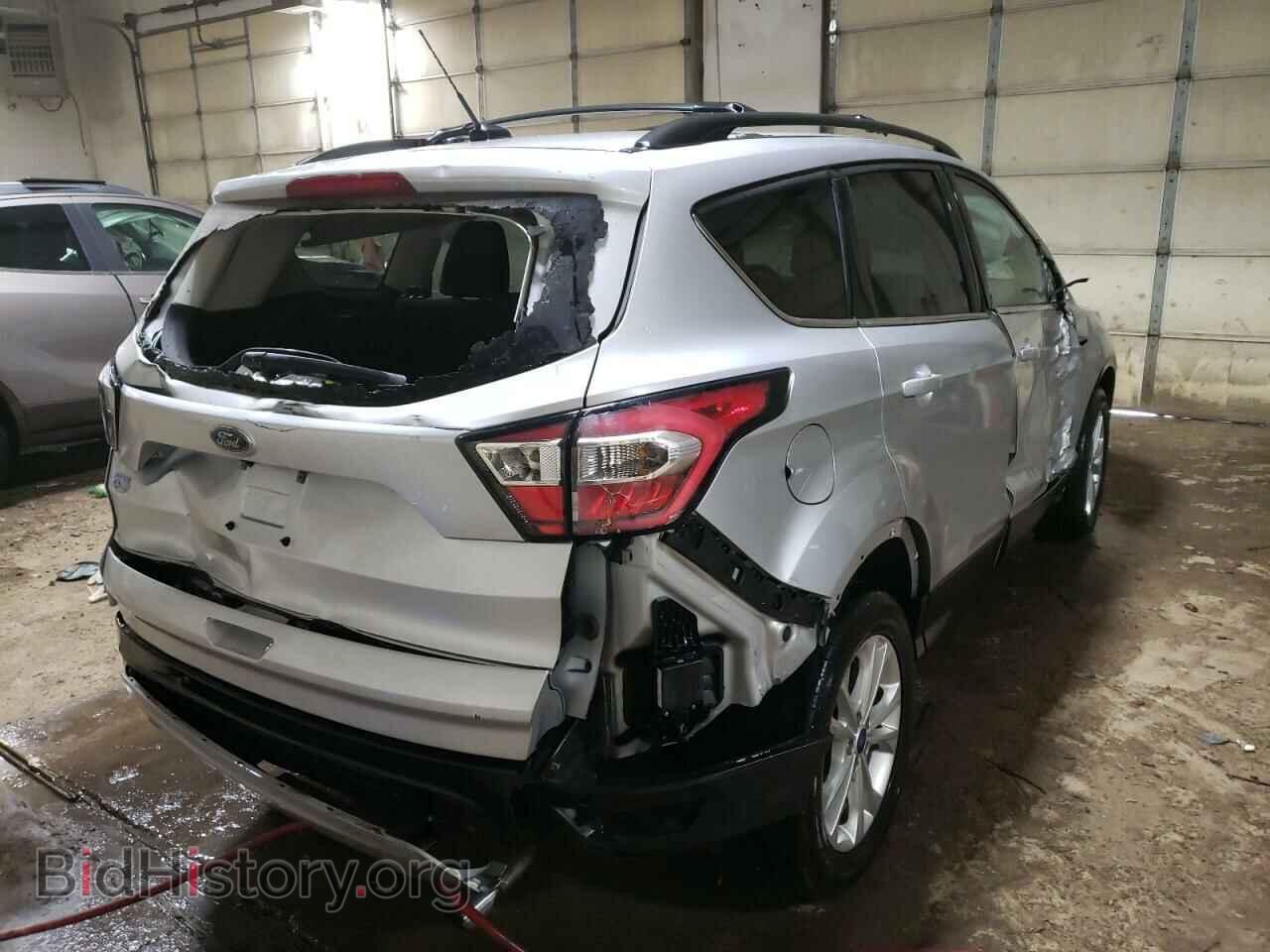 2017 FORD ESCAPE - VIN: 1FMCU9GD3HUB84879 - Фото 4