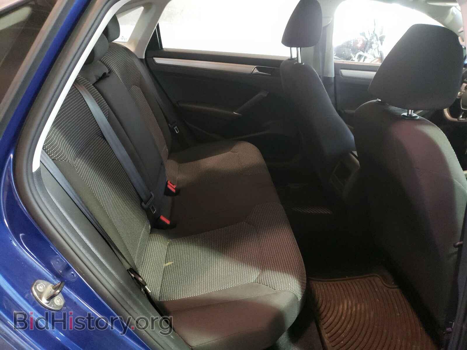 2017 VOLKSWAGEN PASSAT - VIN: 1VWAT7A34HC054843 - Фото 6
