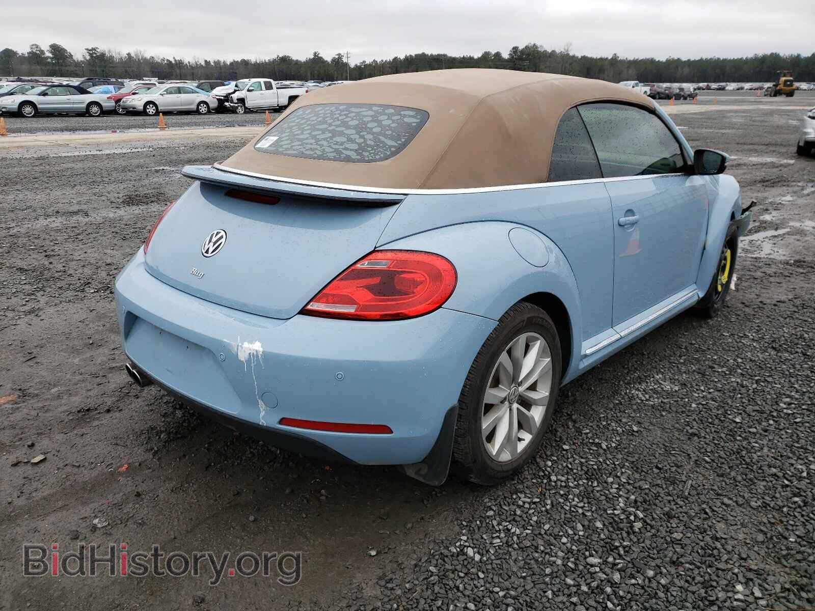 2013 VOLKSWAGEN BEETLE - VIN: 3VW5L7AT2DM803276 - Фото 4