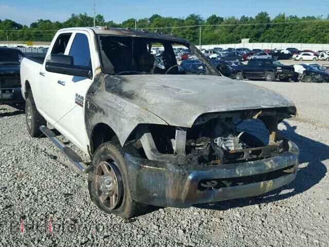 Фотография 3C6UR5CL3DG551316 - RAM TRUCK 2013