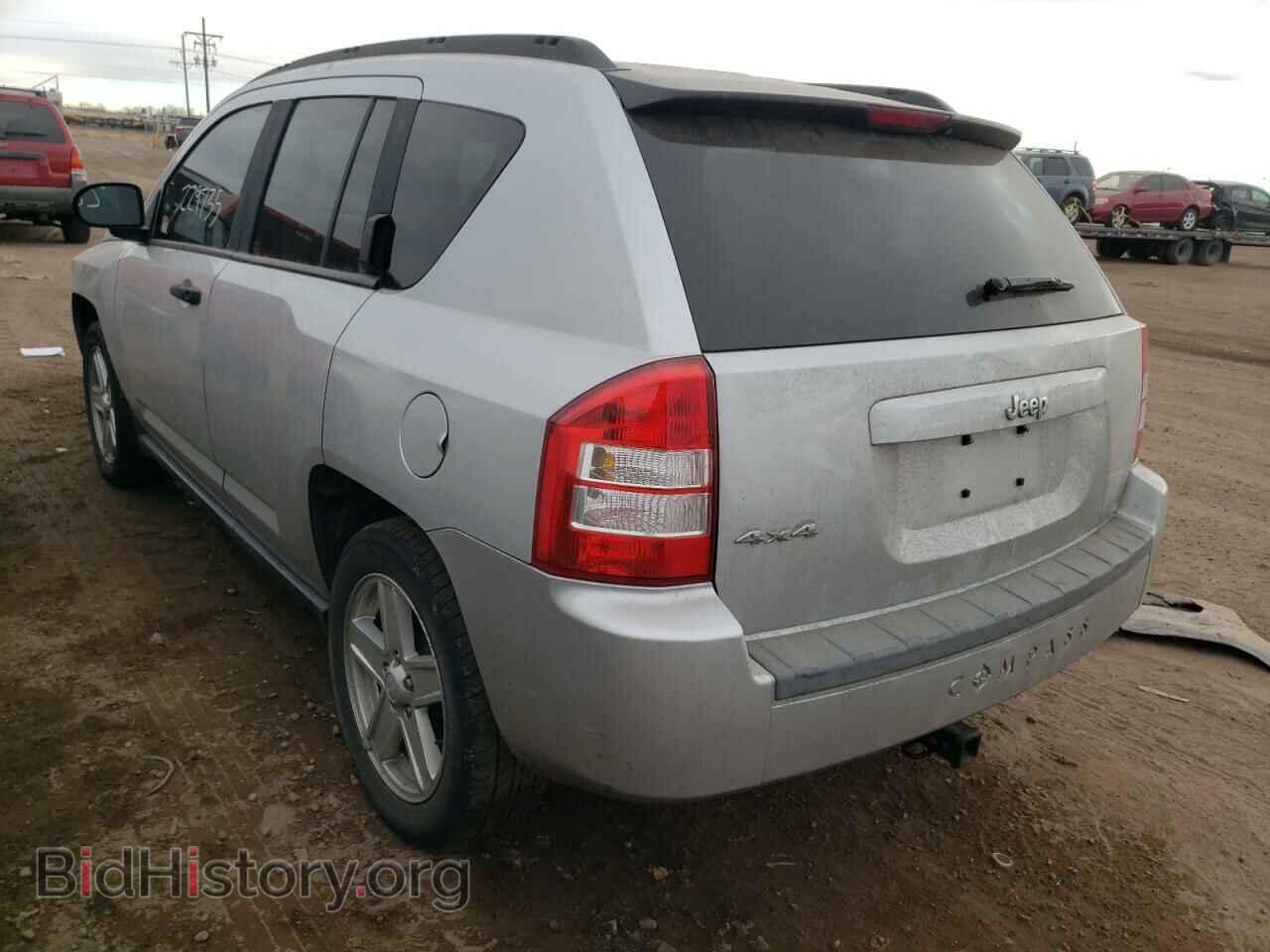 2007 JEEP COMPASS - VIN: 1J8FF47WX7D265563 - Photo 3