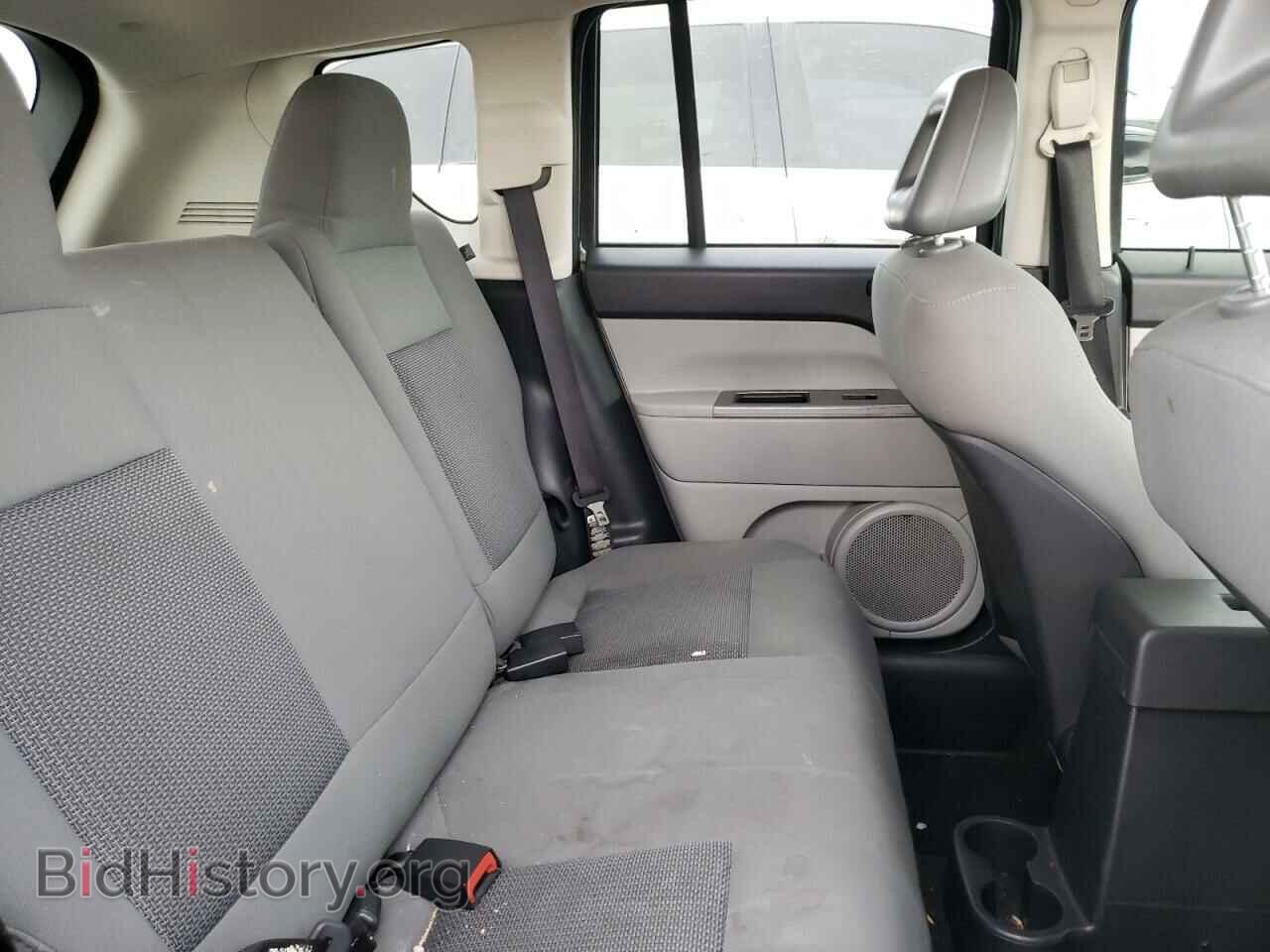 2007 JEEP COMPASS - VIN: 1J8FF47WX7D265563 - Photo 6