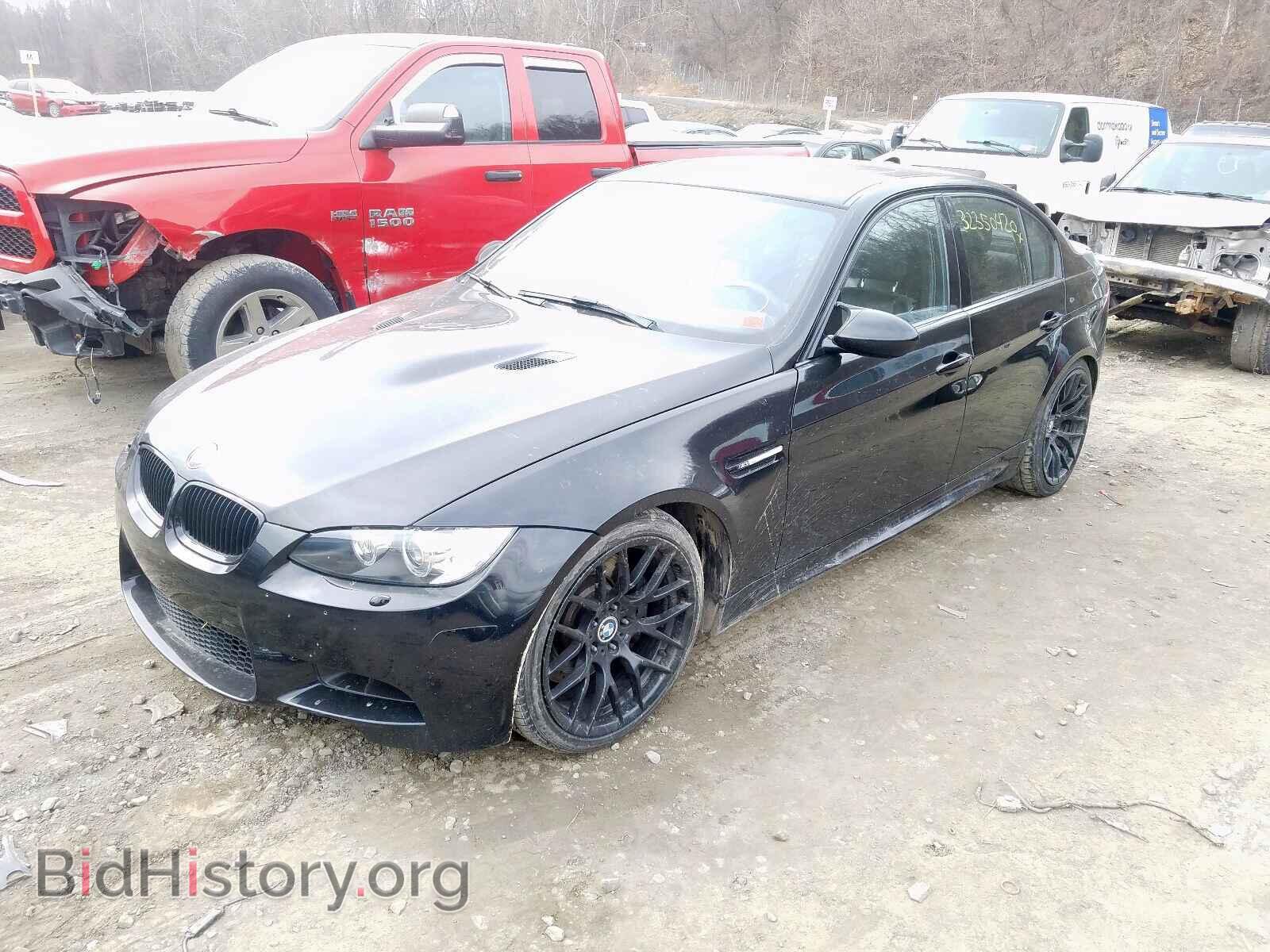 2011 BMW M3 - VIN: WBSPM9C59BE203398 - Фото 2