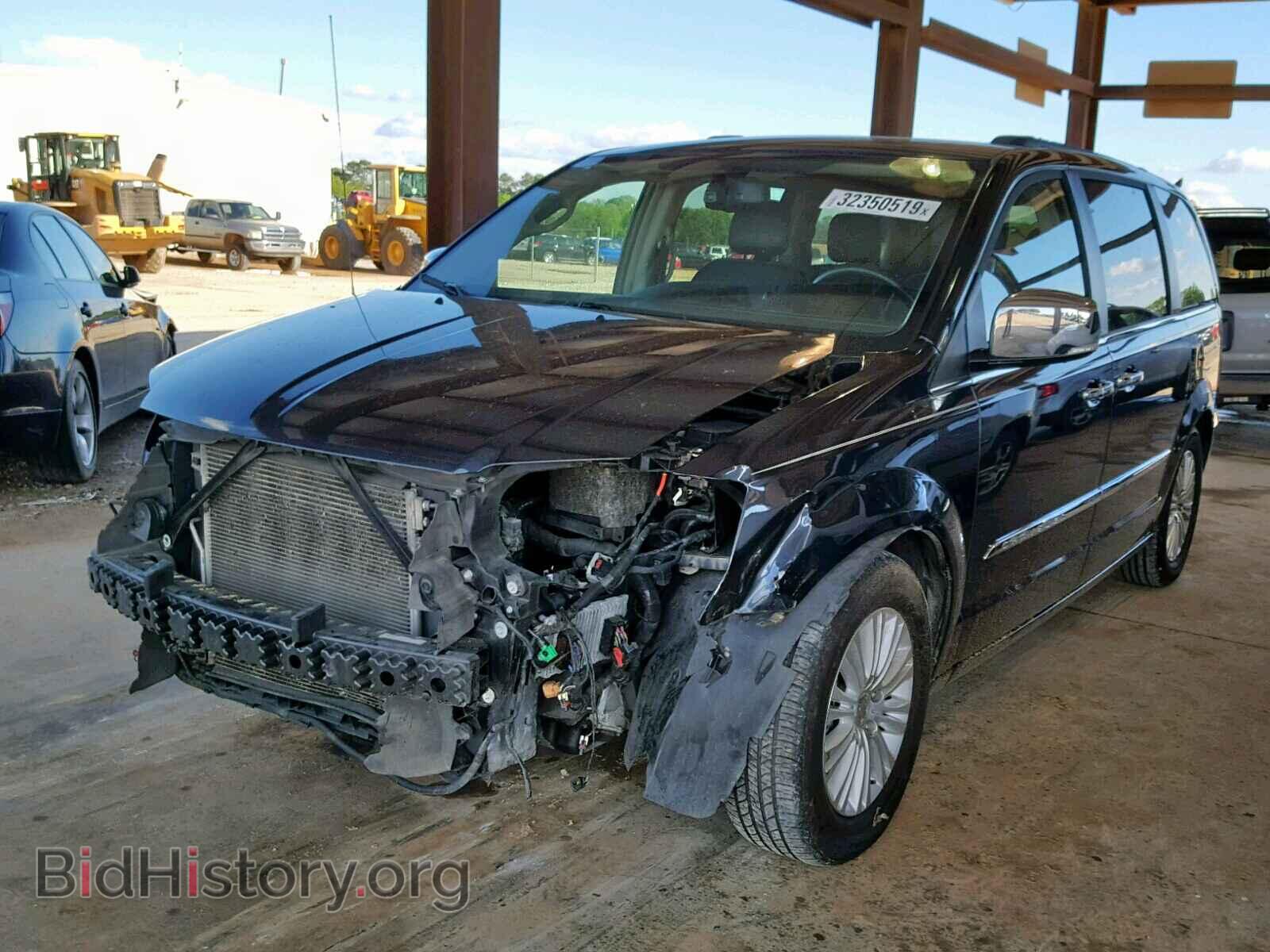 2013 CHRYSLER TOWN & COU - VIN: 2C4RC1CG5DR716613 - Фото 2