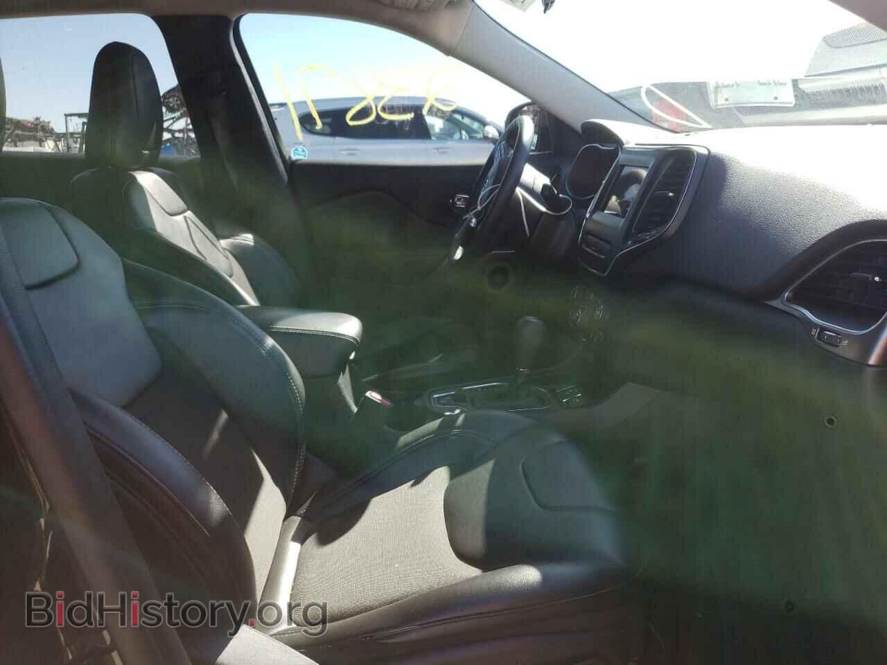 2019 JEEP CHEROKEE - VIN: 1C4PJLLB2KD226580 - Фото 5