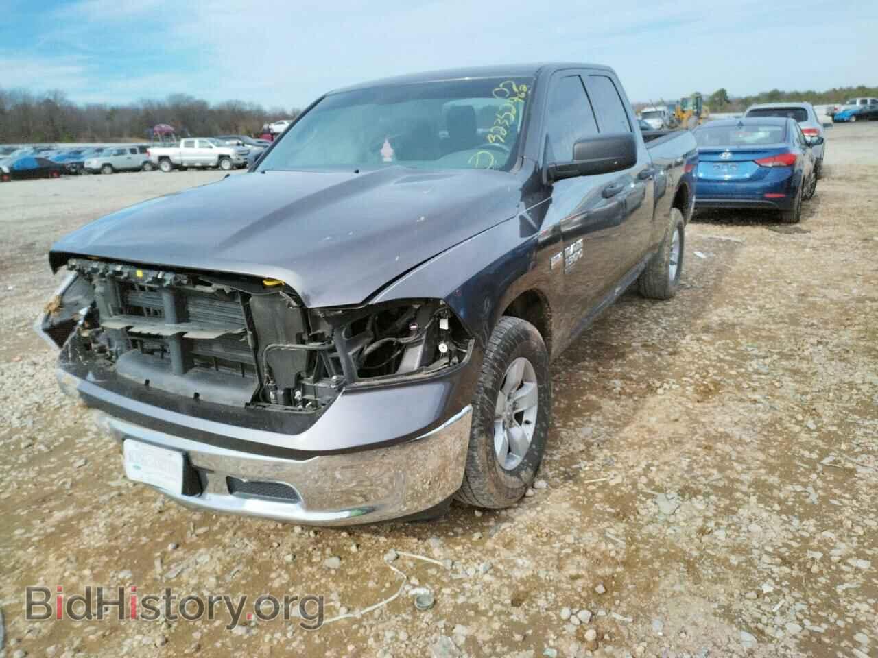 2019 RAM 1500 - VIN: 1C6RR6FT4KS586850 - Photo 2