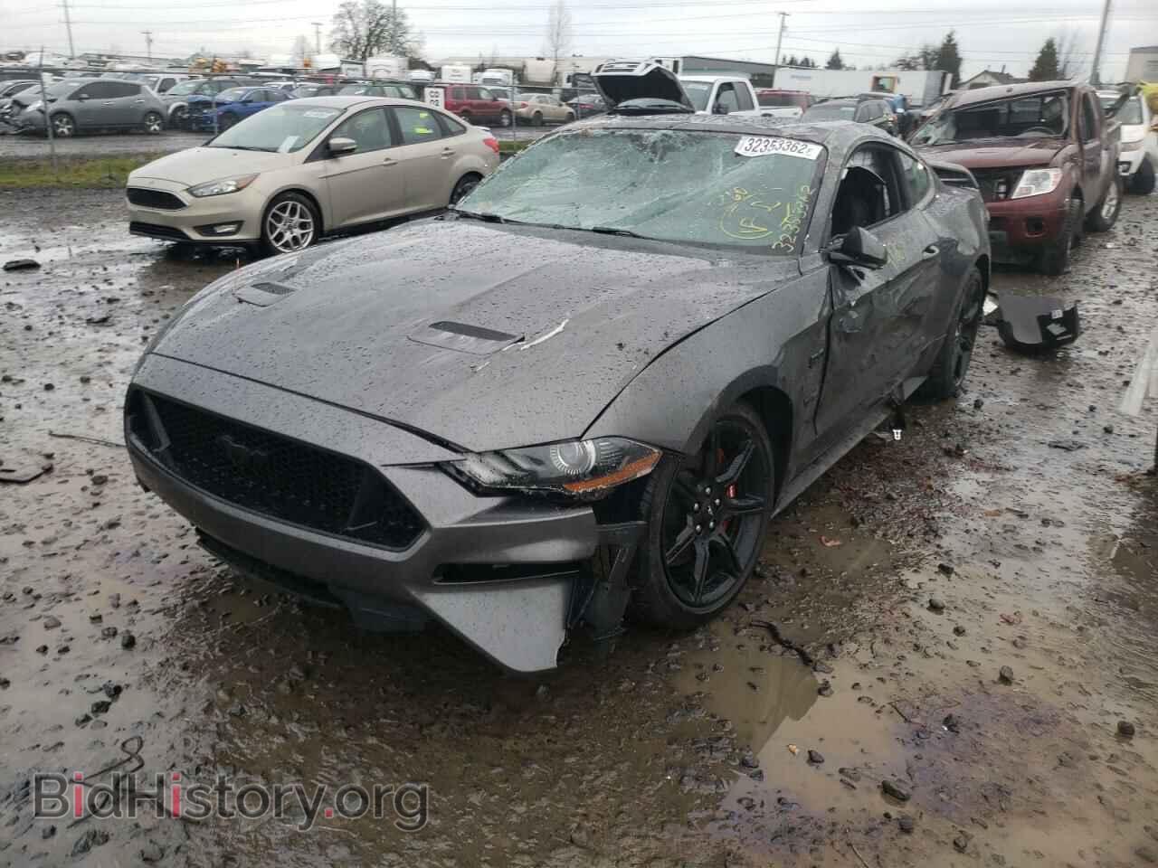 2018 FORD MUSTANG - VIN: 1FA6P8CFXJ5163625 - Фото 2