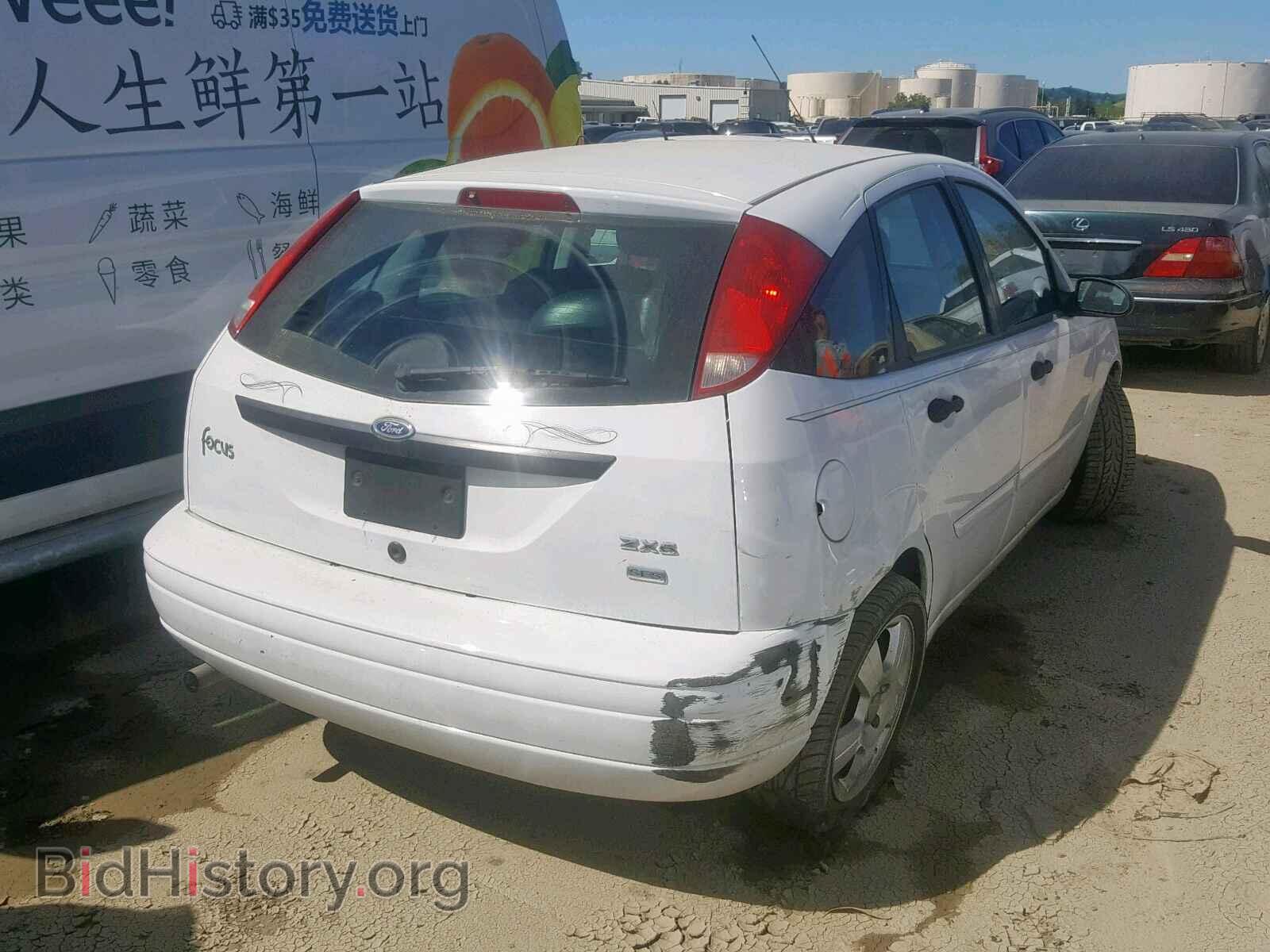 2005 FORD FOCUS - VIN: 3FAFP37NX5R105635 - Фото 4