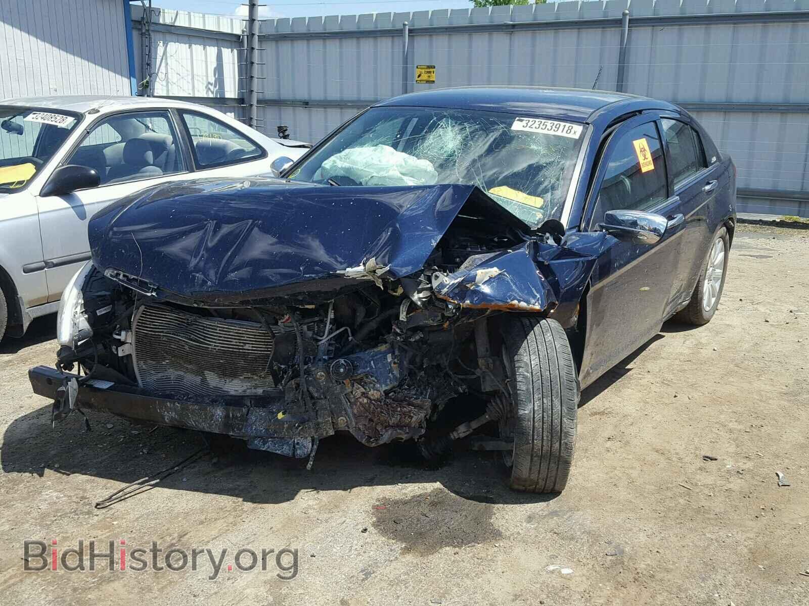 2014 CHRYSLER 200 - VIN: 1C3CCBCG9EN157615 - Фото 2