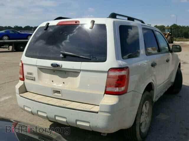 2011 FORD ESCAPE - VIN: 1FMCU0D71BKA47579 - Фото 4