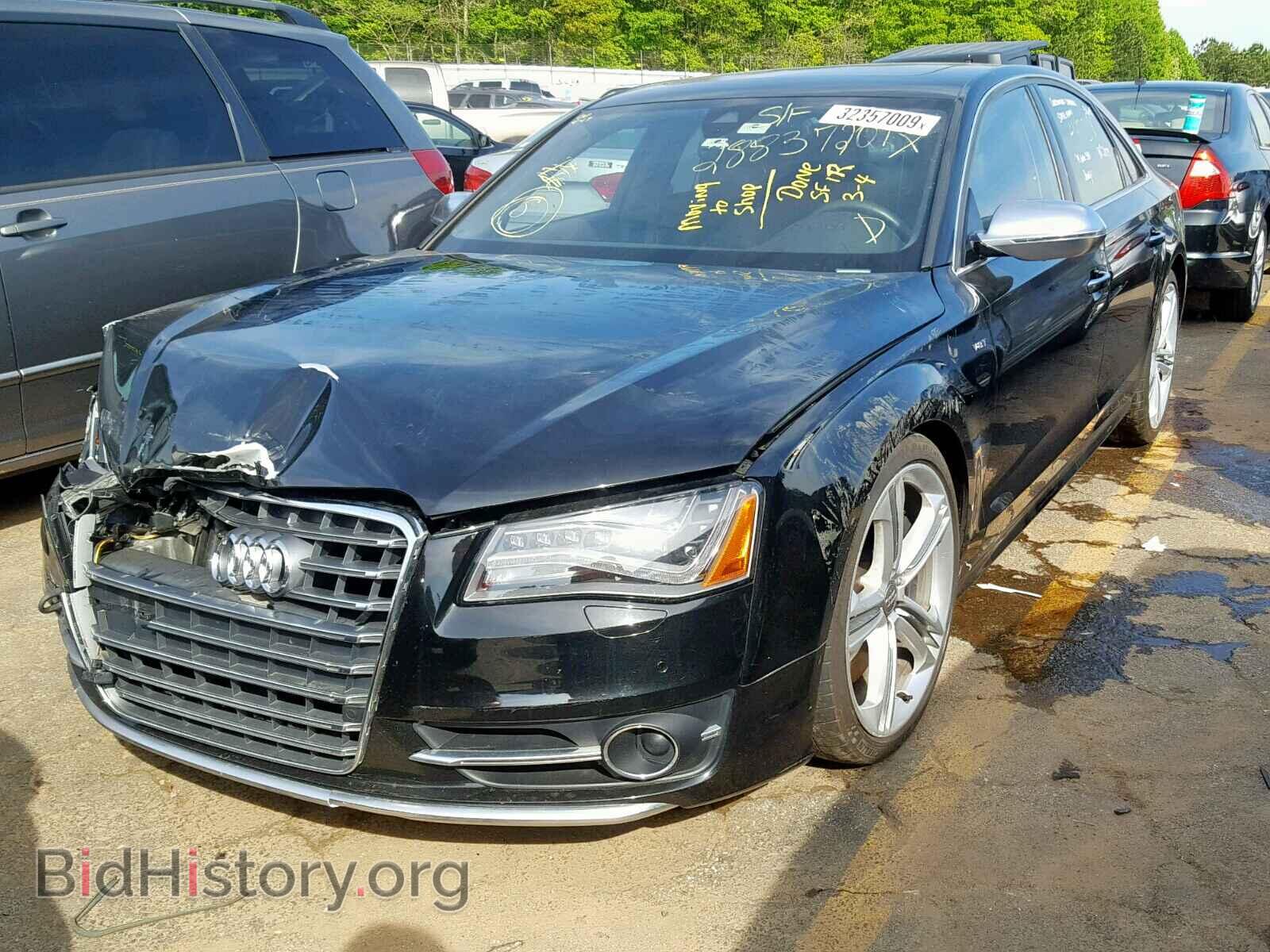 2014 AUDI S8 - VIN: WAUD2AFDXEN004138 - Фото 2