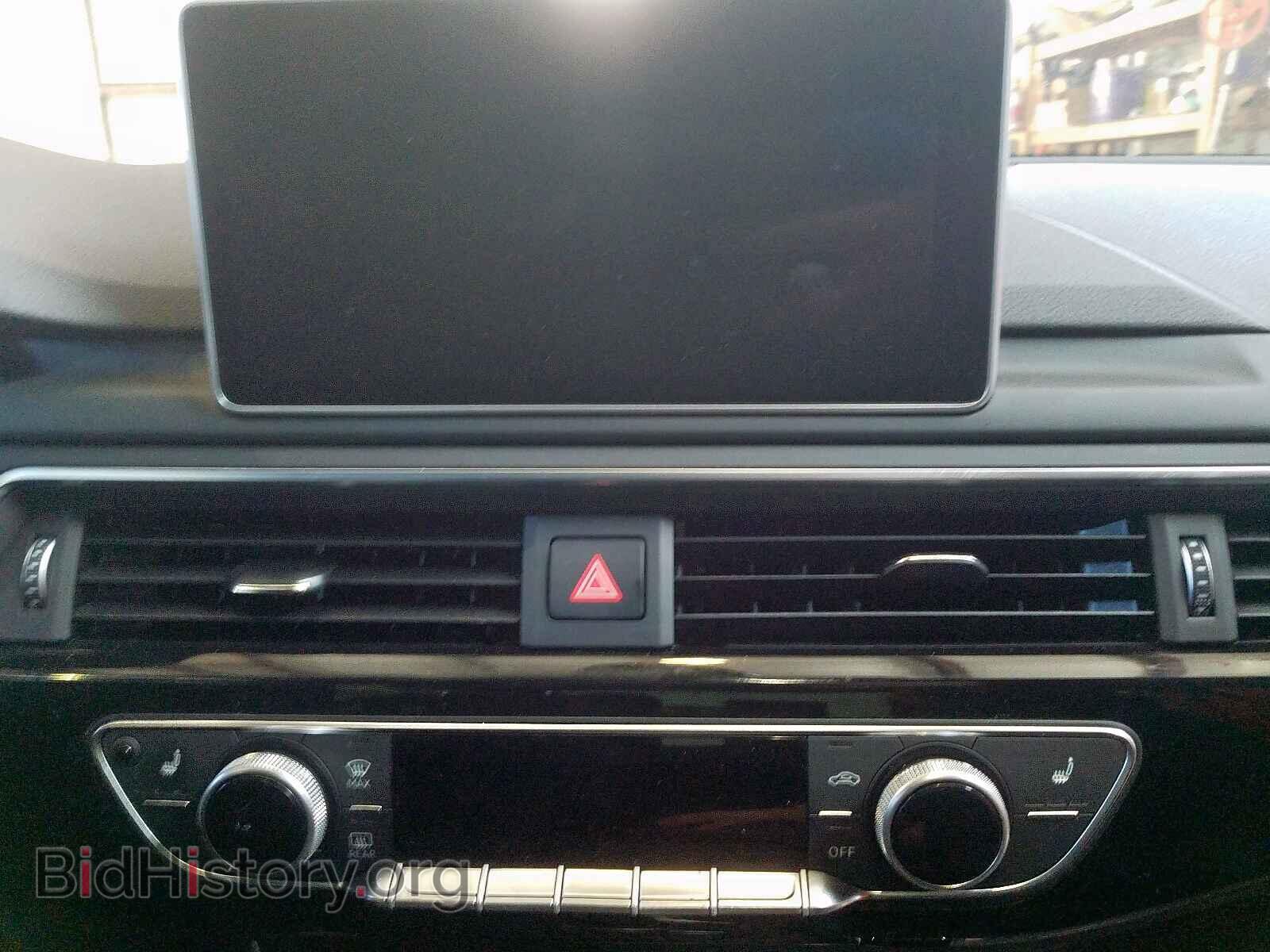 2019 AUDI A4 - VIN: WAUFNAF40KA076517 - Фото 9