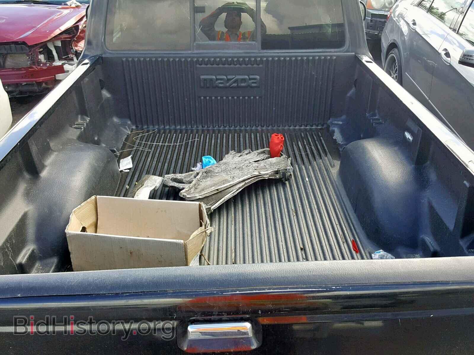 1998 MAZDA B2500 - VIN: 4F4YR12C6WTM41328 - Фото 6