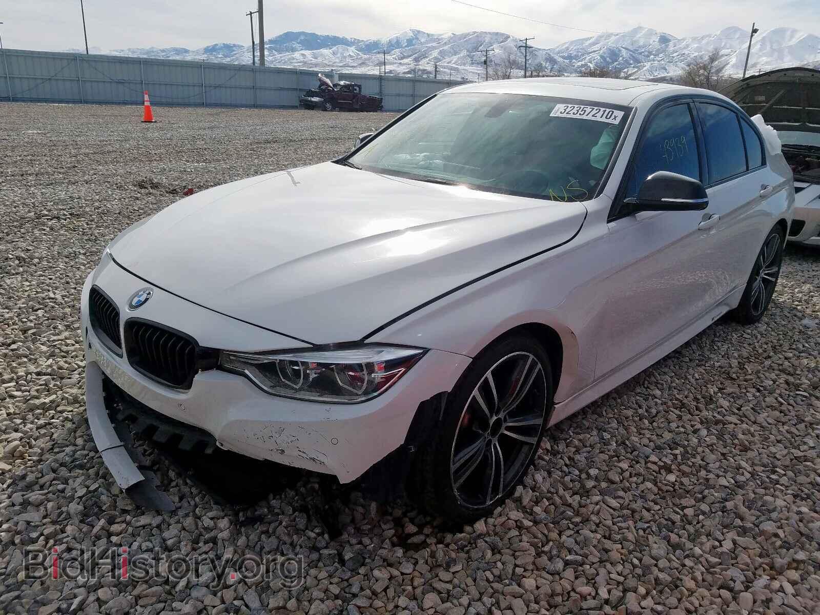 2017 BMW 3 SERIES - VIN: WBA8B7C58HK858388 - Фото 2