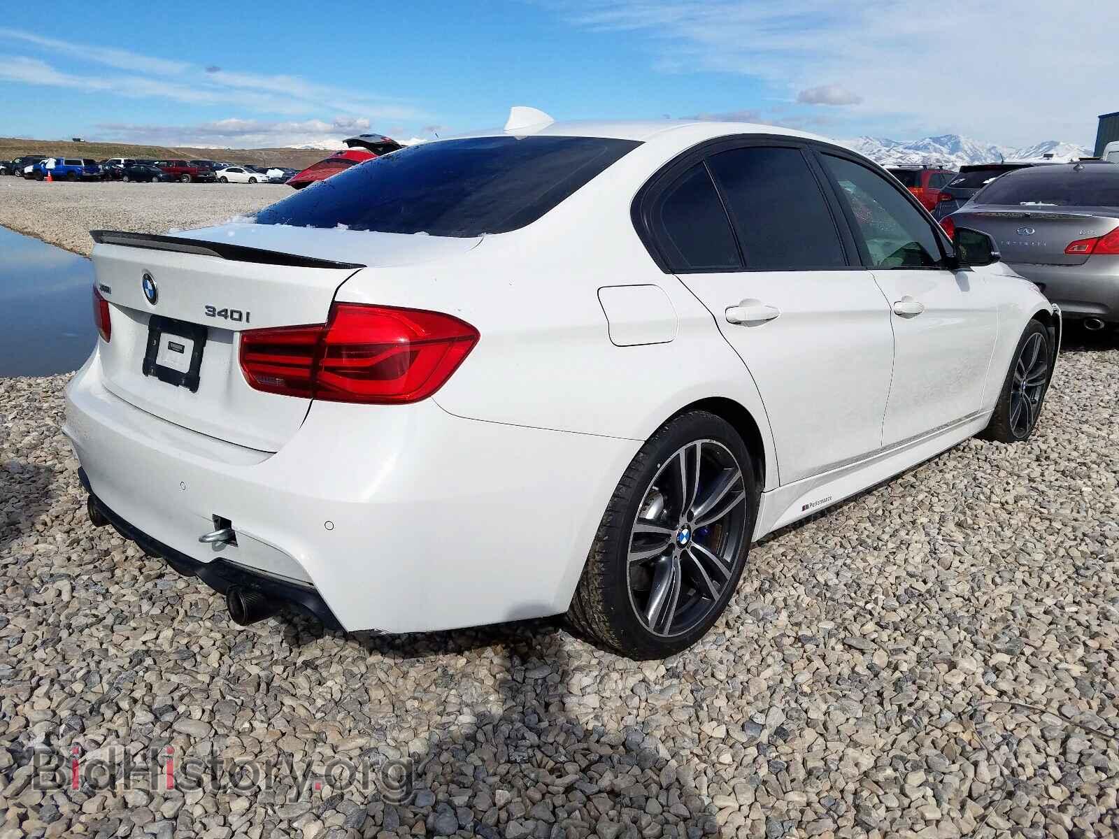 2017 BMW 3 SERIES - VIN: WBA8B7C58HK858388 - Фото 4