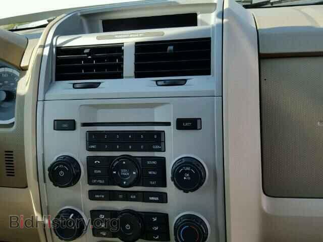 2009 FORD ESCAPE - VIN: 1FMCU03749KA57714 - Фото 9