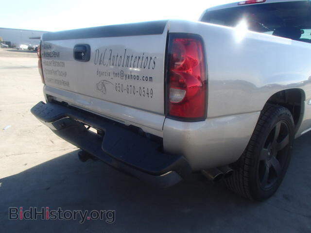 2005 CHEVROLET SILVERADO - VIN: 2GCEC19V751176864 - Фото 9