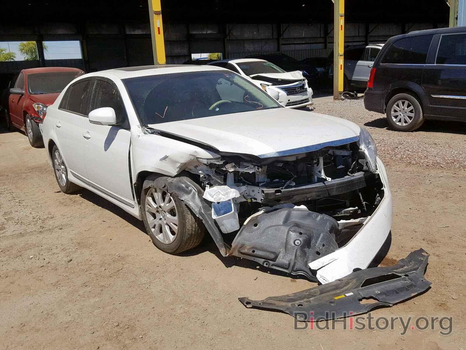 Photo 4T1BK3DBXBU388961 - TOYOTA AVALON 2011