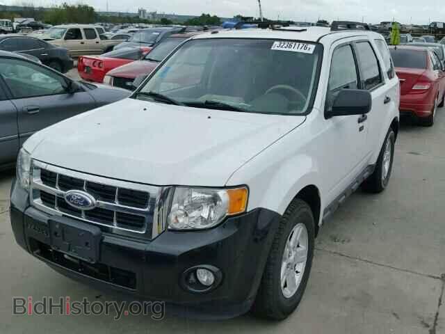2011 FORD ESCAPE - VIN: 1FMCU9D76BKB66975 - Фото 2