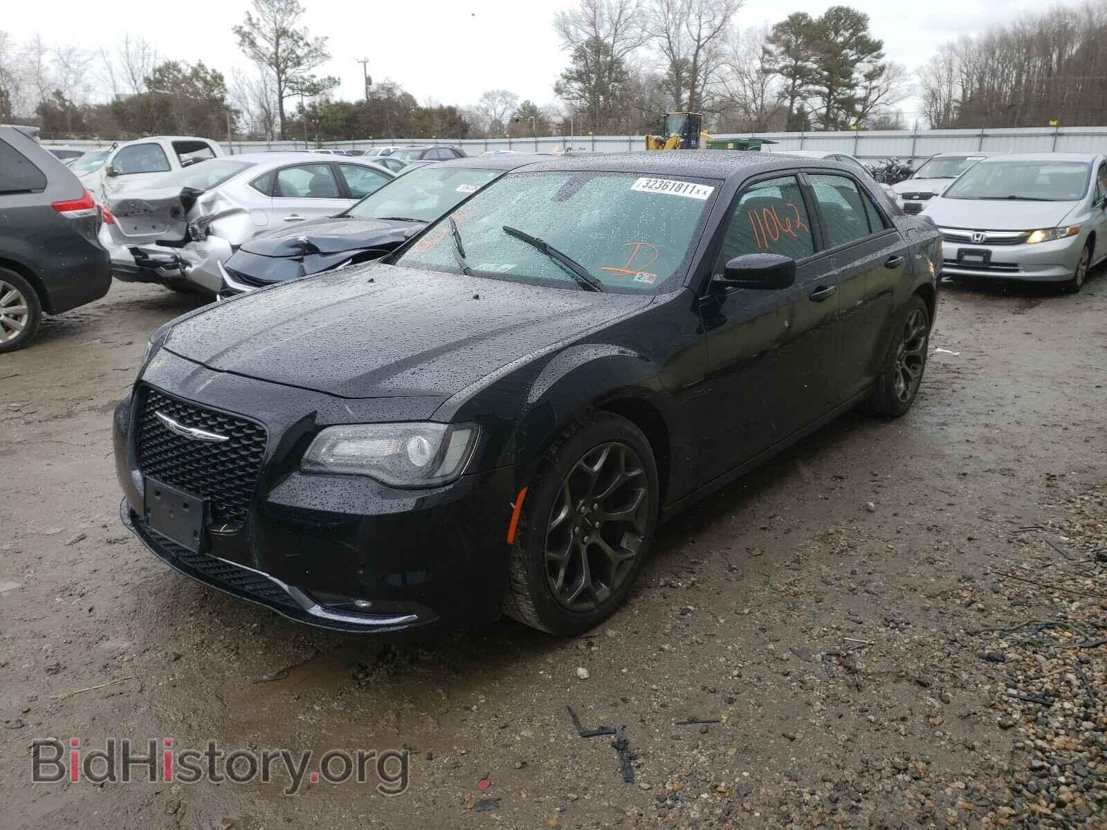 2016 CHRYSLER 300 - VIN: 2C3CCABG4GH224547 - Фото 2