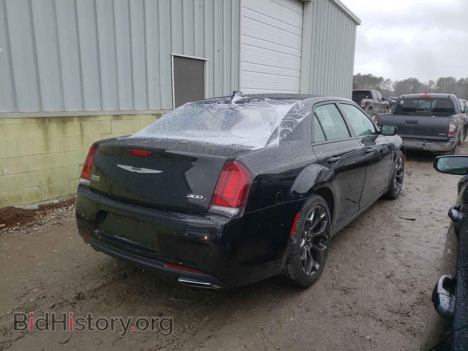 2016 CHRYSLER 300 - VIN: 2C3CCABG4GH224547 - Фото 4
