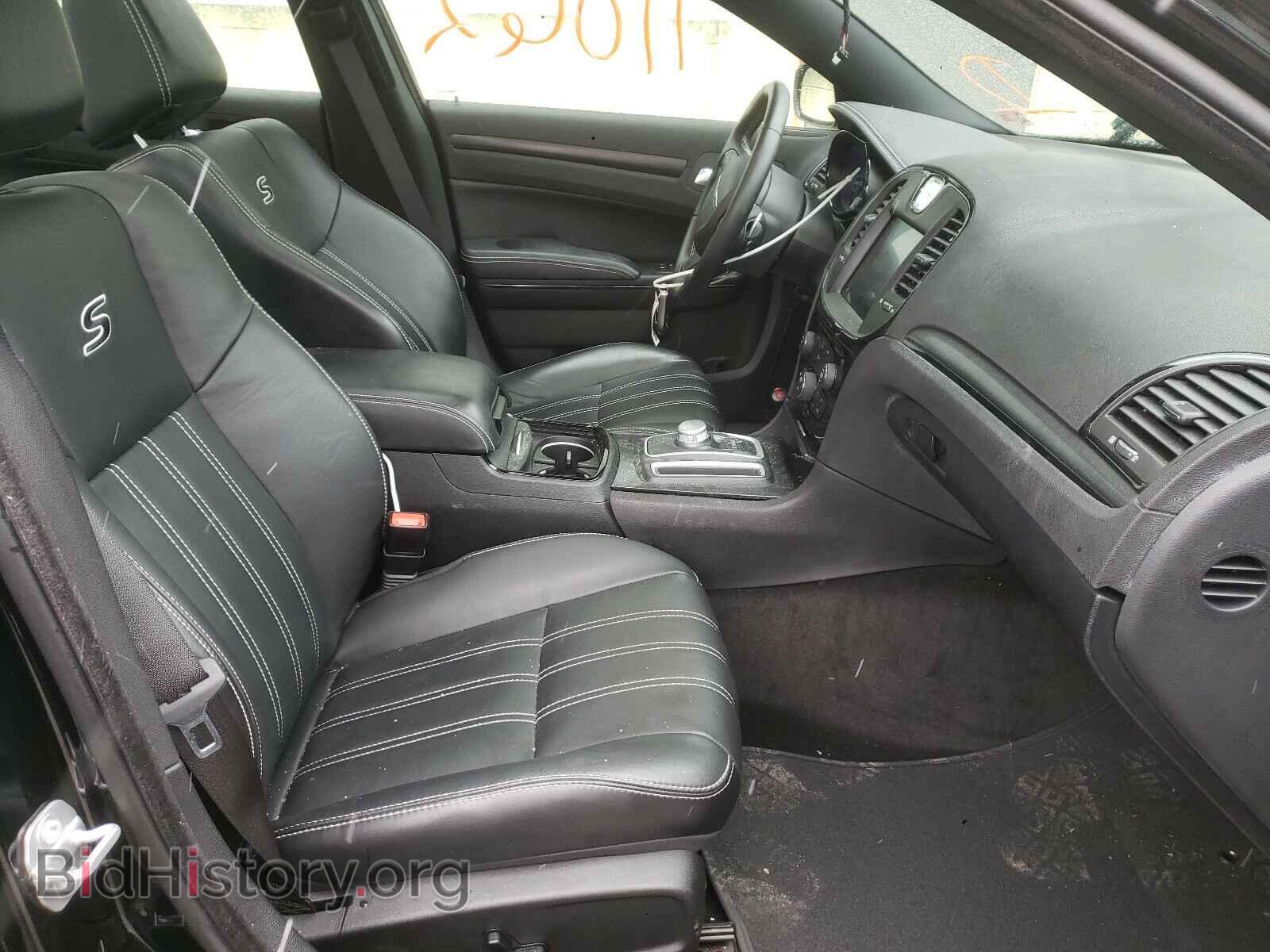 2016 CHRYSLER 300 - VIN: 2C3CCABG4GH224547 - Фото 5