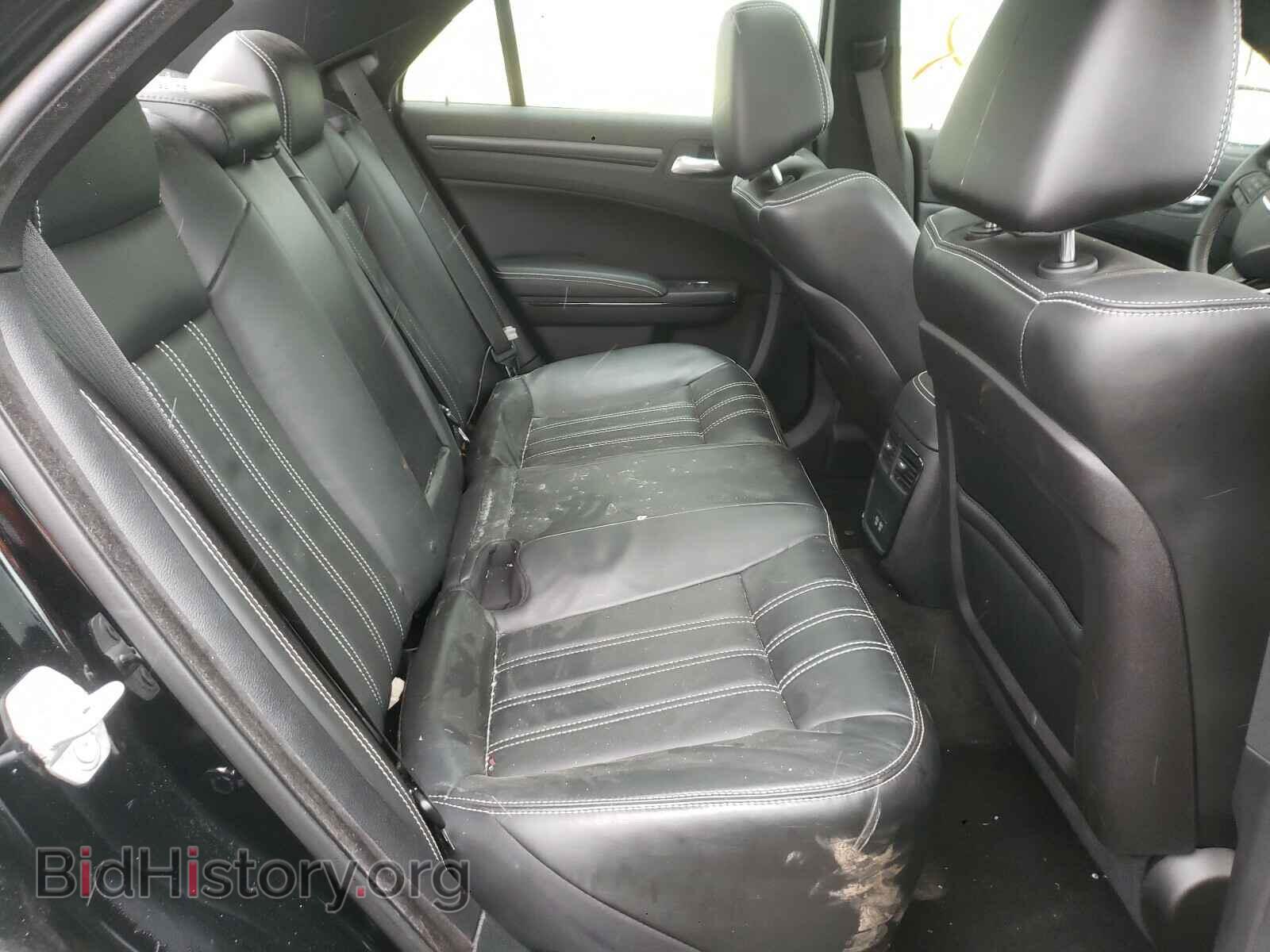 2016 CHRYSLER 300 - VIN: 2C3CCABG4GH224547 - Фото 6