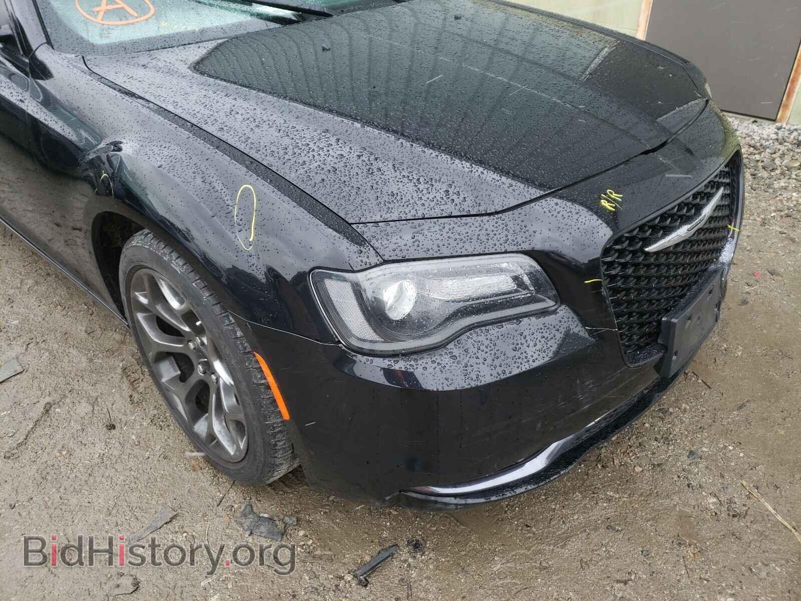 2016 CHRYSLER 300 - VIN: 2C3CCABG4GH224547 - Фото 9