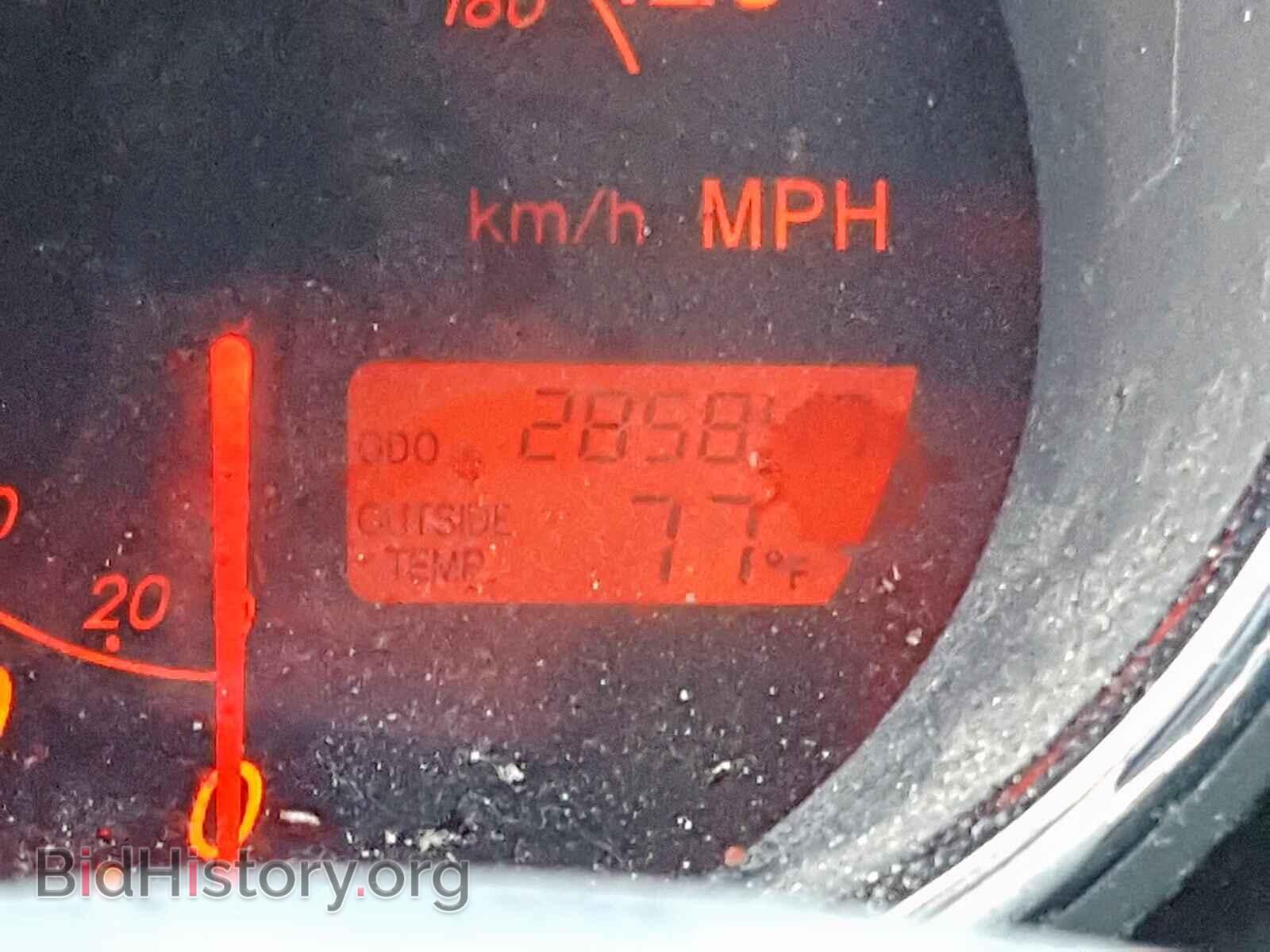 2003 TOYOTA COROLLA - VIN: 2T1KR32E73C109977 - Фото 8