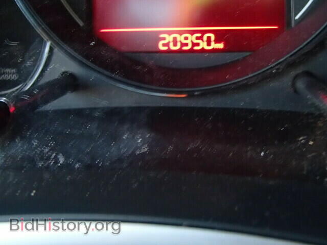 2012 VOLKSWAGEN BEETLE - VIN: 3VWJP7ATXCM619818 - Фото 8