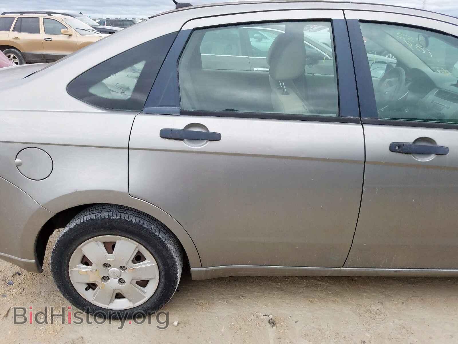 2008 FORD FOCUS - VIN: 1FAHP34N58W252184 - Фото 9