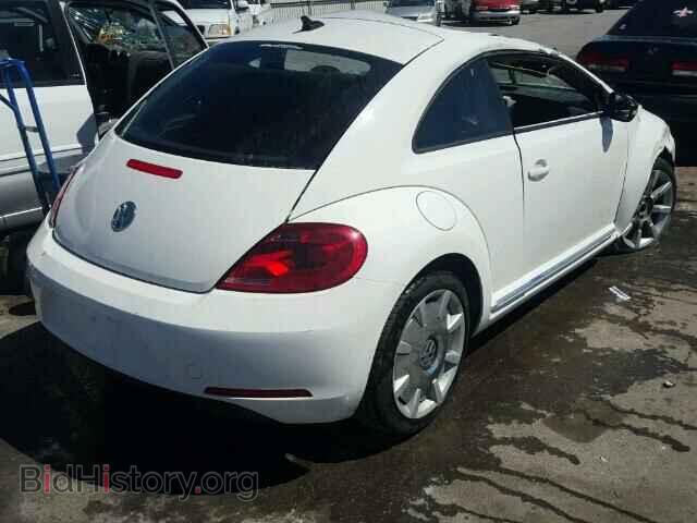 2012 VOLKSWAGEN BEETLE - VIN: 3VWJP7AT3CM643720 - Фото 4