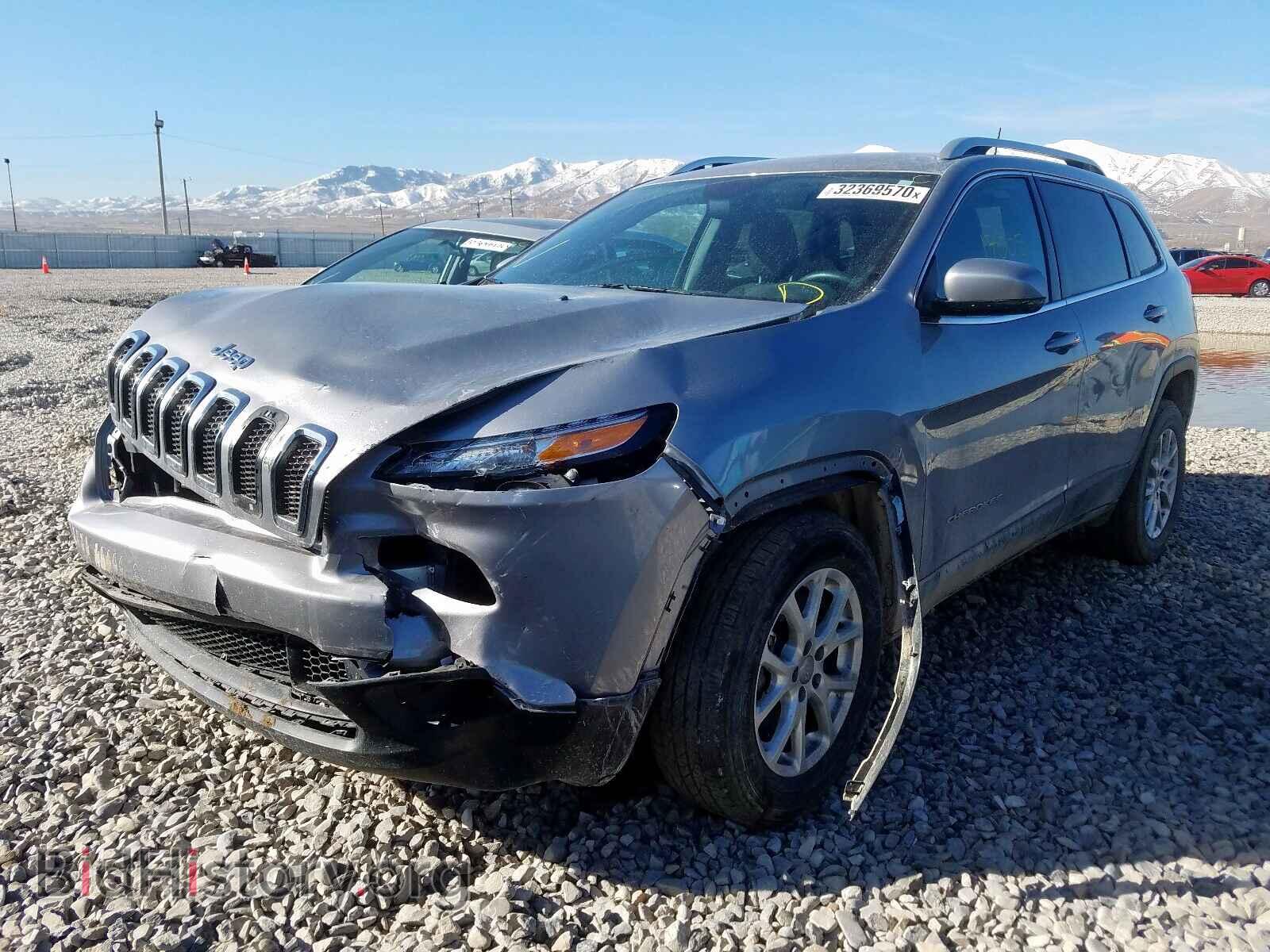 2017 JEEP CHEROKEE - VIN: 1C4PJMCS0HW532910 - Фото 2