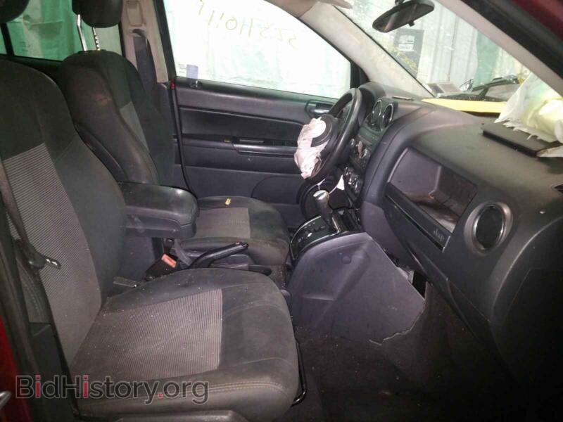 2012 Jeep COMPASS (VIN 1C4NJCBB3CD639327) — фото 5 из 10