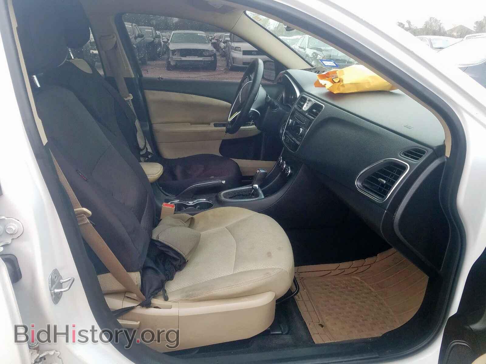 2014 CHRYSLER 200 - VIN: 1C3CCBAB8EN205435 - Фото 5
