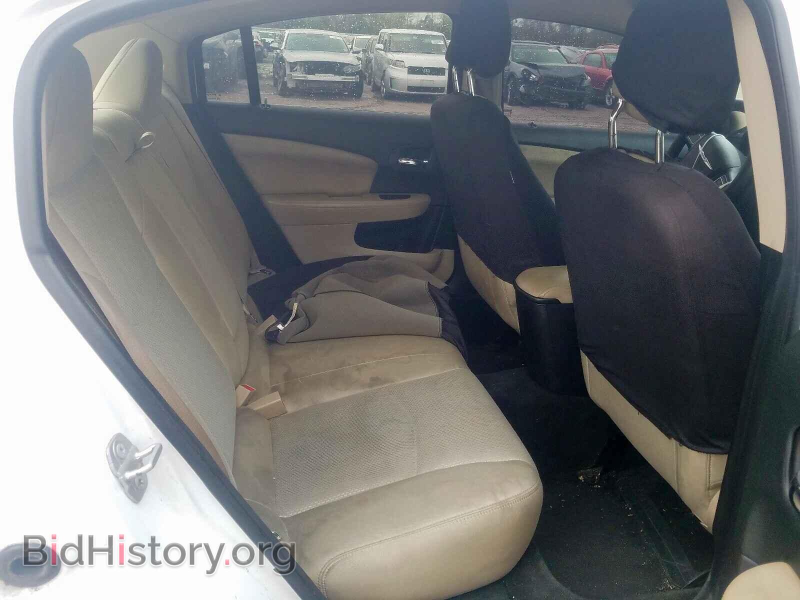 2014 CHRYSLER 200 - VIN: 1C3CCBAB8EN205435 - Фото 6