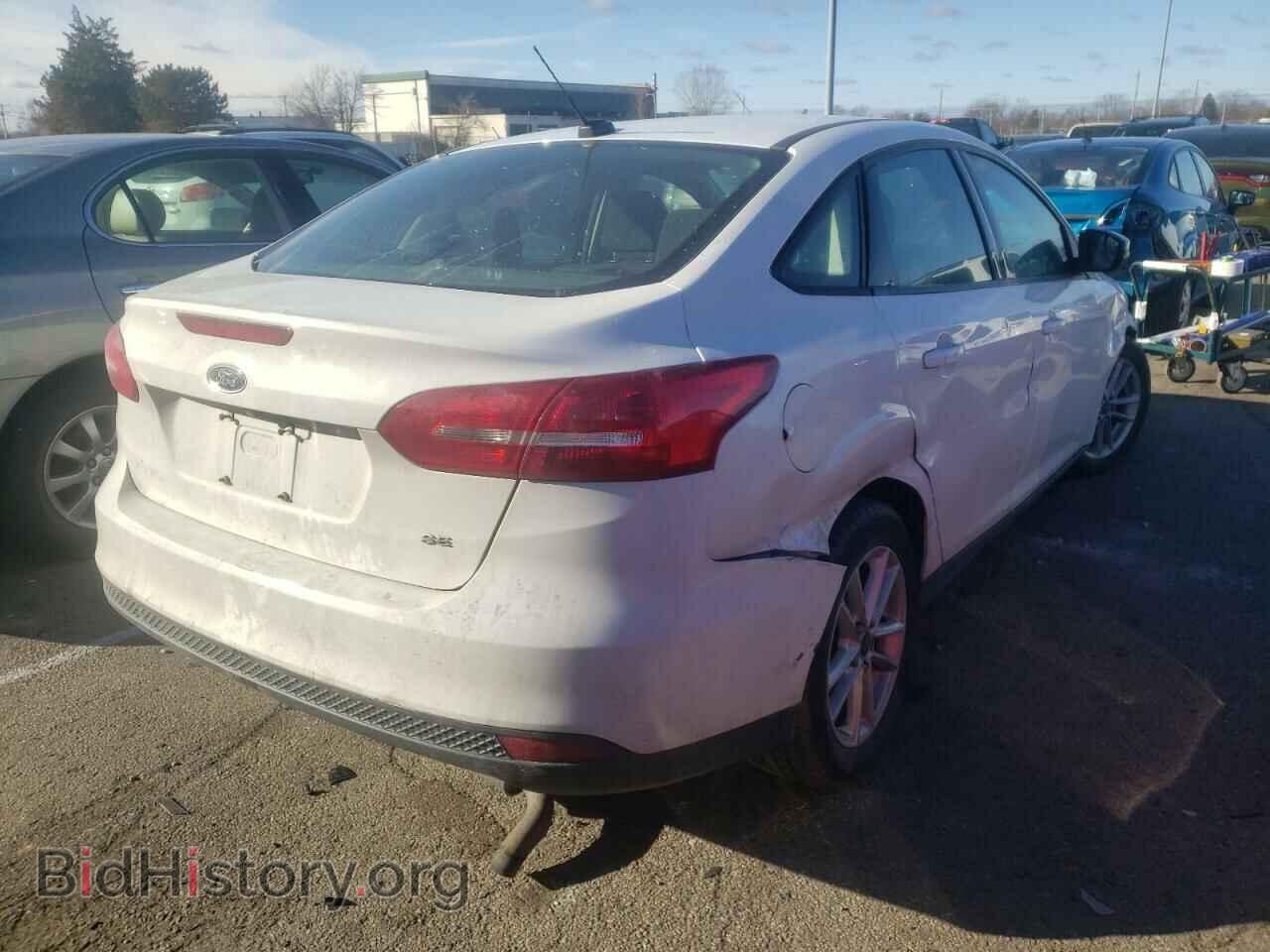 2015 FORD FOCUS - VIN: 1FADP3F22FL205128 - Photo 4