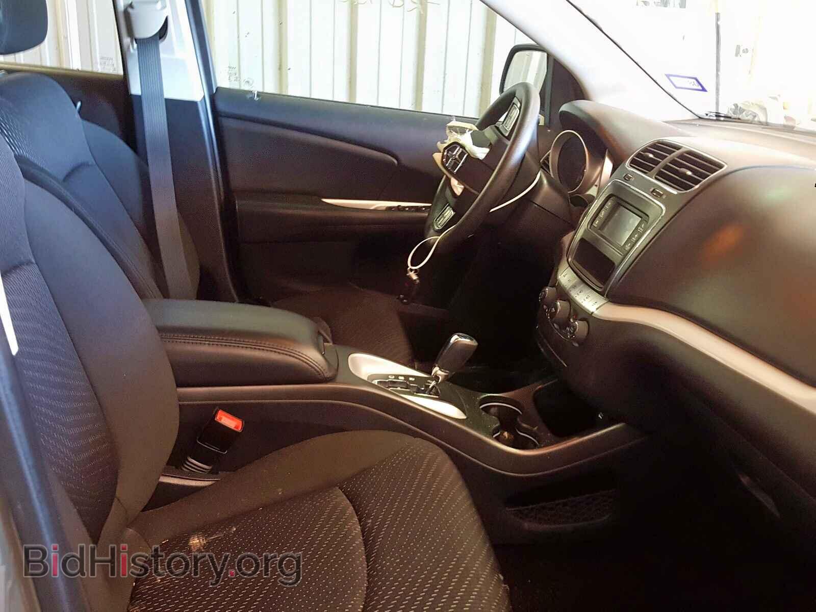 2019 DODGE JOURNEY SE - VIN: 3C4PDCAB1KT803944 - Фото 5