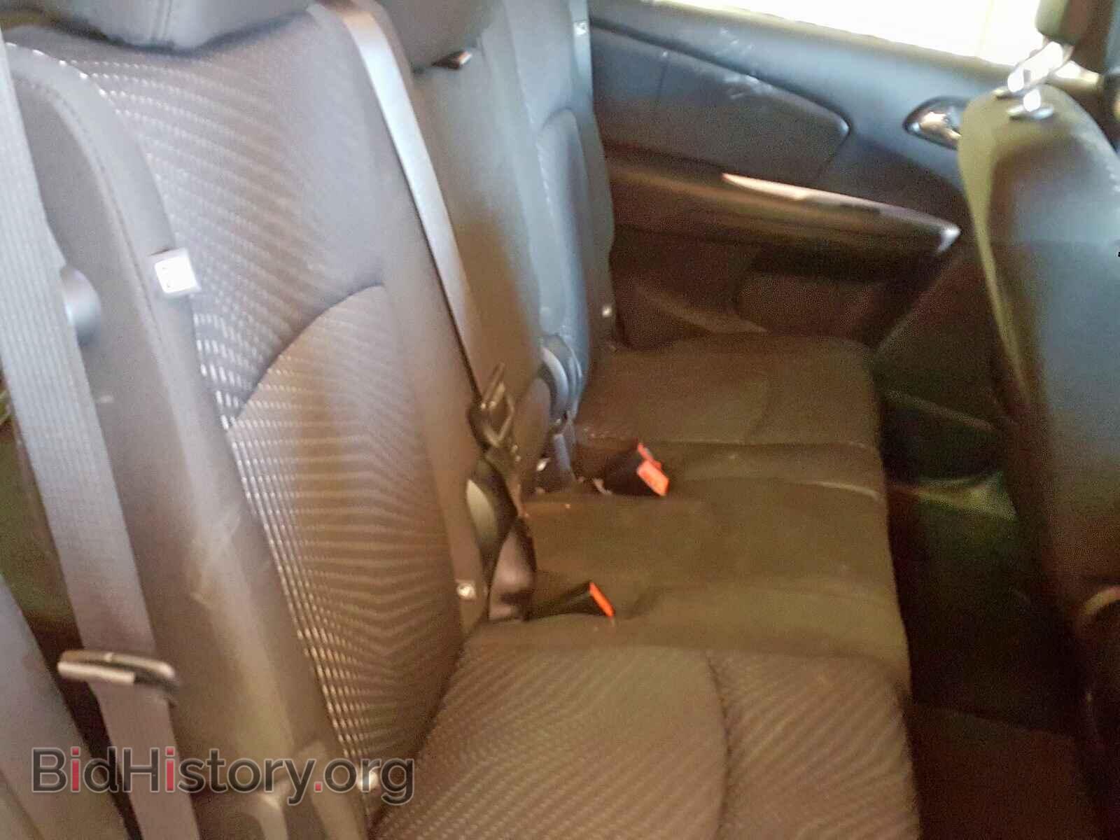 2019 DODGE JOURNEY SE - VIN: 3C4PDCAB1KT803944 - Фото 6