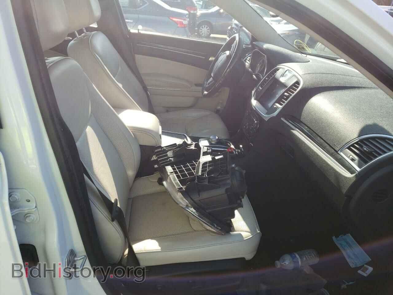 2019 CHRYSLER 300 - VIN: 2C3CCAKG5KH689895 - Фото 5