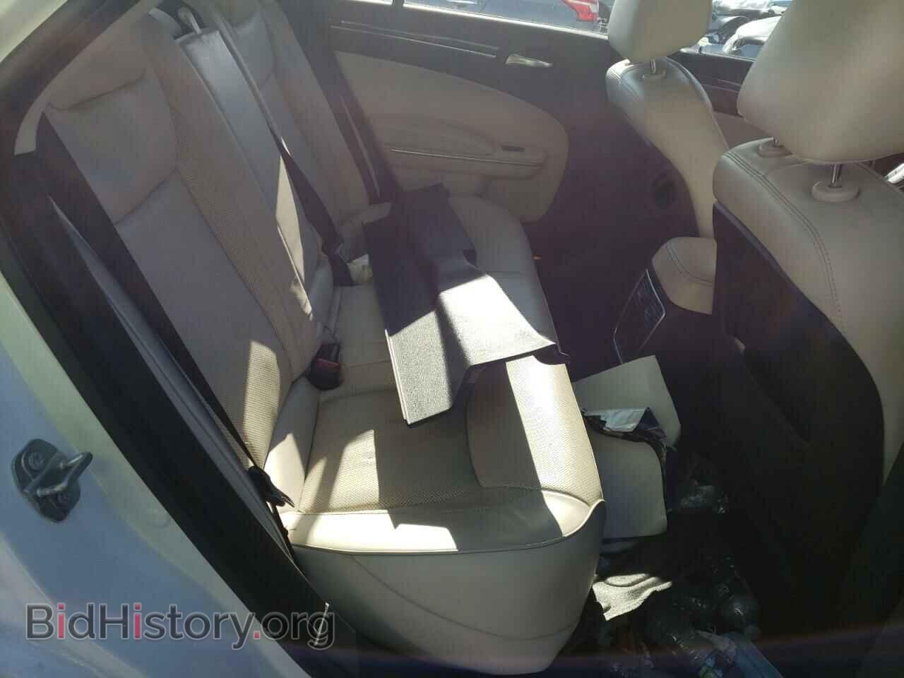2019 CHRYSLER 300 - VIN: 2C3CCAKG5KH689895 - Фото 6