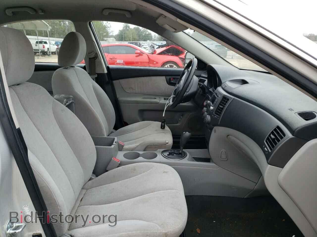 2009 KIA OPTIMA - VIN: KNAGE228695295813 - Фото 5