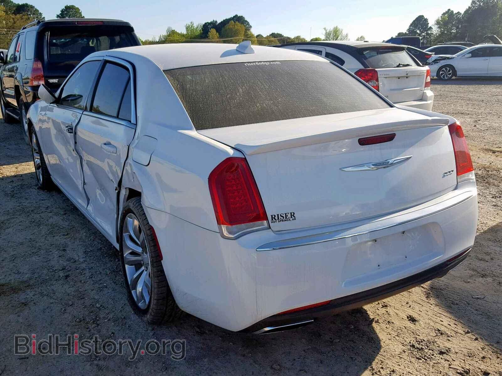 2016 CHRYSLER 300 - VIN: 2C3CCAAG6GH313764 - Фото 3