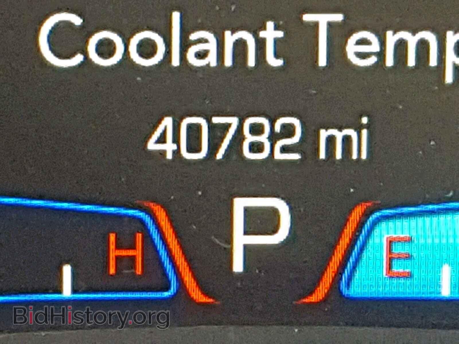 2016 CHRYSLER 300 - VIN: 2C3CCAAG6GH313764 - Фото 8