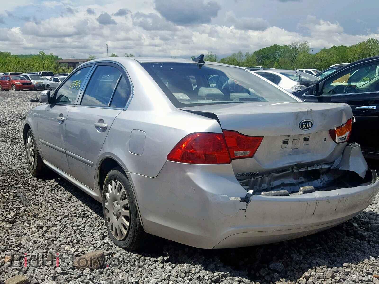 2010 KIA OPTIMA - VIN: KNAGG4A80A5382568 - Фото 3