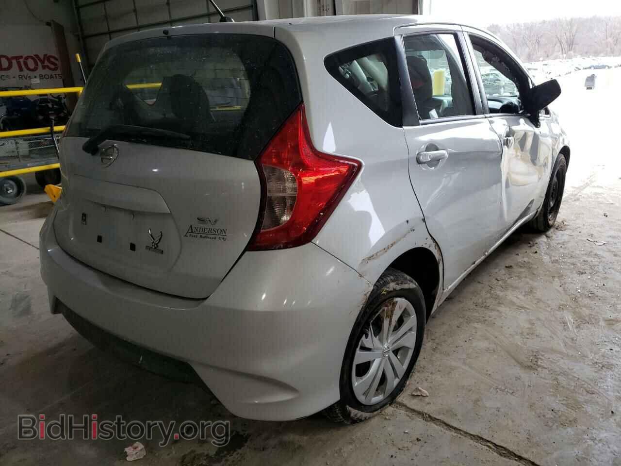 2019 NISSAN VERSA - VIN: 3N1CE2CP8KL357695 - Фото 4