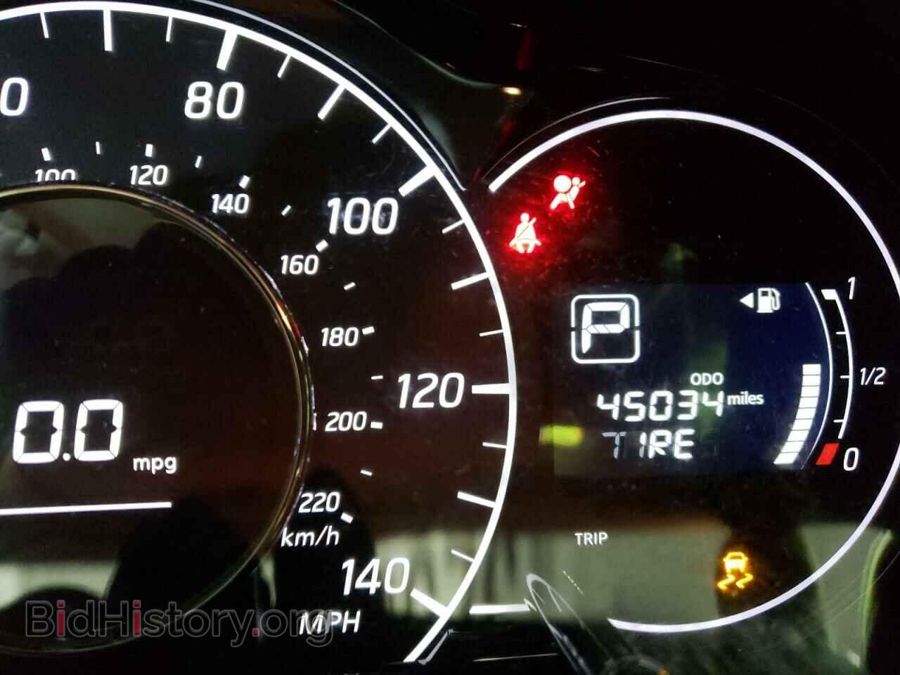 2019 NISSAN VERSA - VIN: 3N1CE2CP8KL357695 - Фото 8
